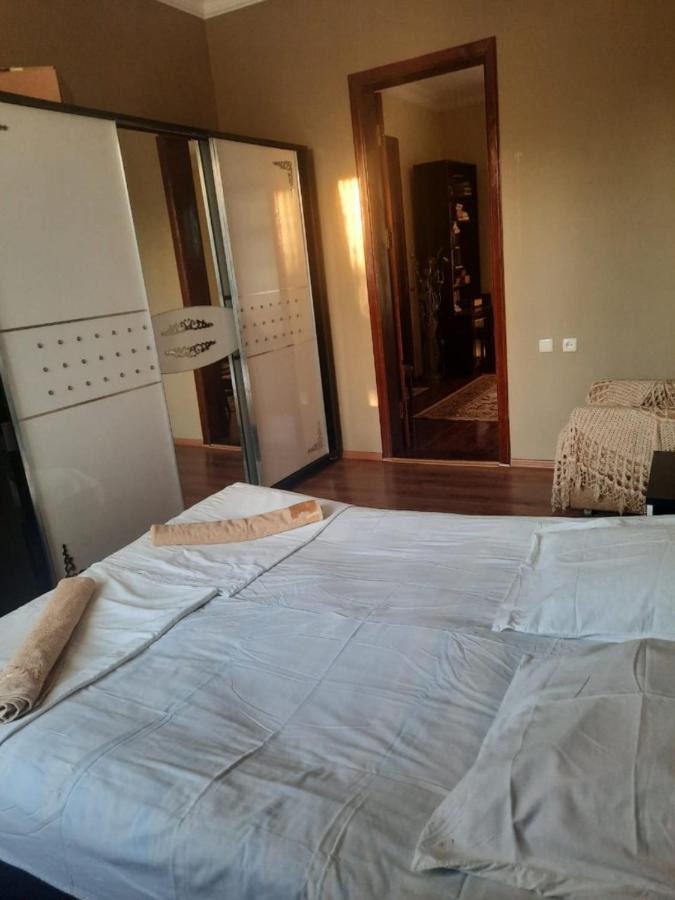 Kobuleti 4-Bedroom Apartment Exteriör bild